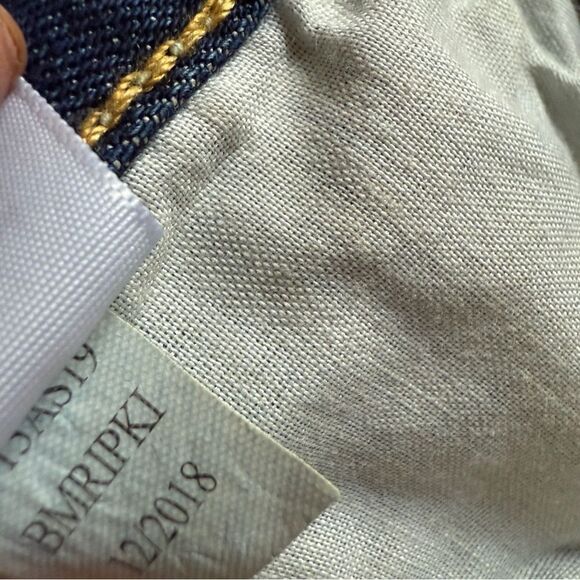 Aeropostale slim cuffed Bermuda Jean shorts - Picture 6 of 6